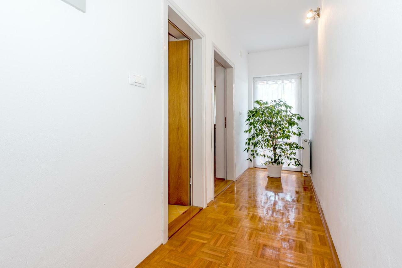 Apartment Anamarija With Sea View Sibenik Exterior photo